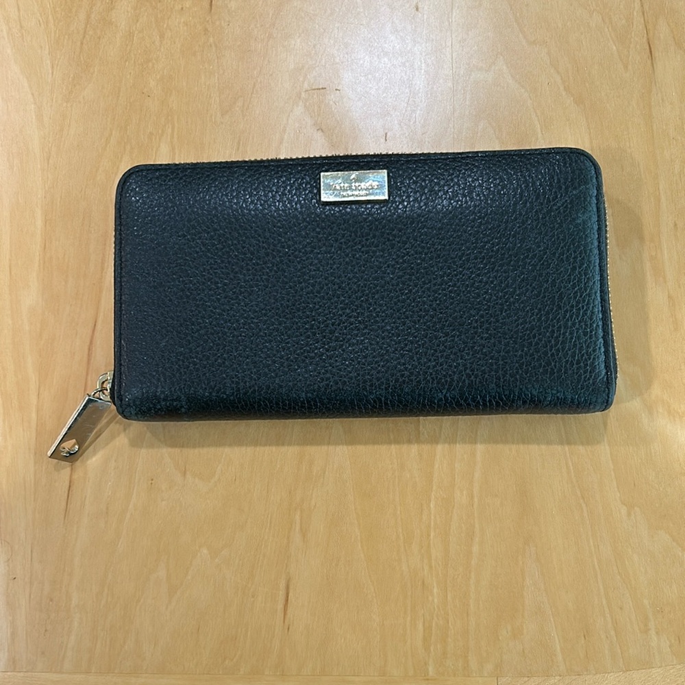 Kate Spade Women’s Leather Wallet